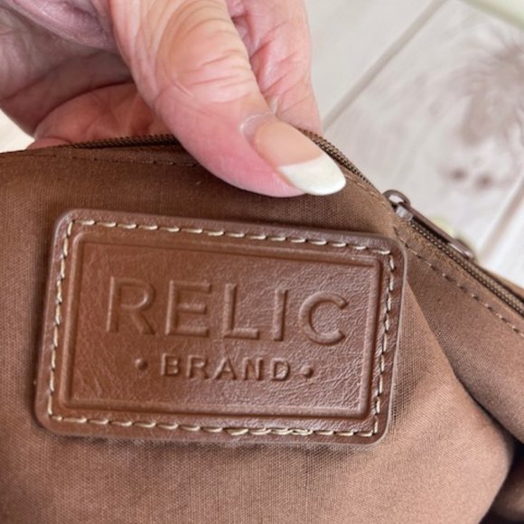 Relic by Fossil Printed Handbag - Picture 13 of 15